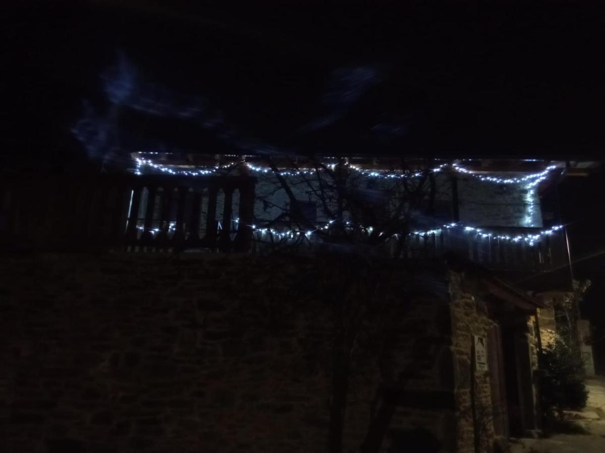 Casa rural la ti María la viuda Riego de Lomba Exterior foto